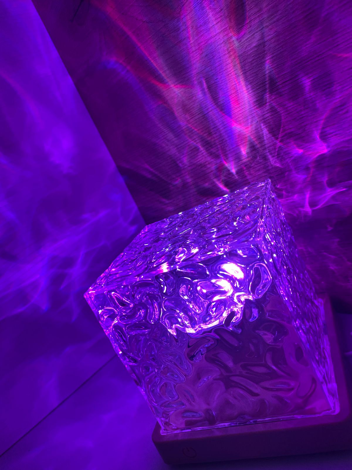 Lampara decorativa proyectora de Auroras Boreales! (incluye control)
